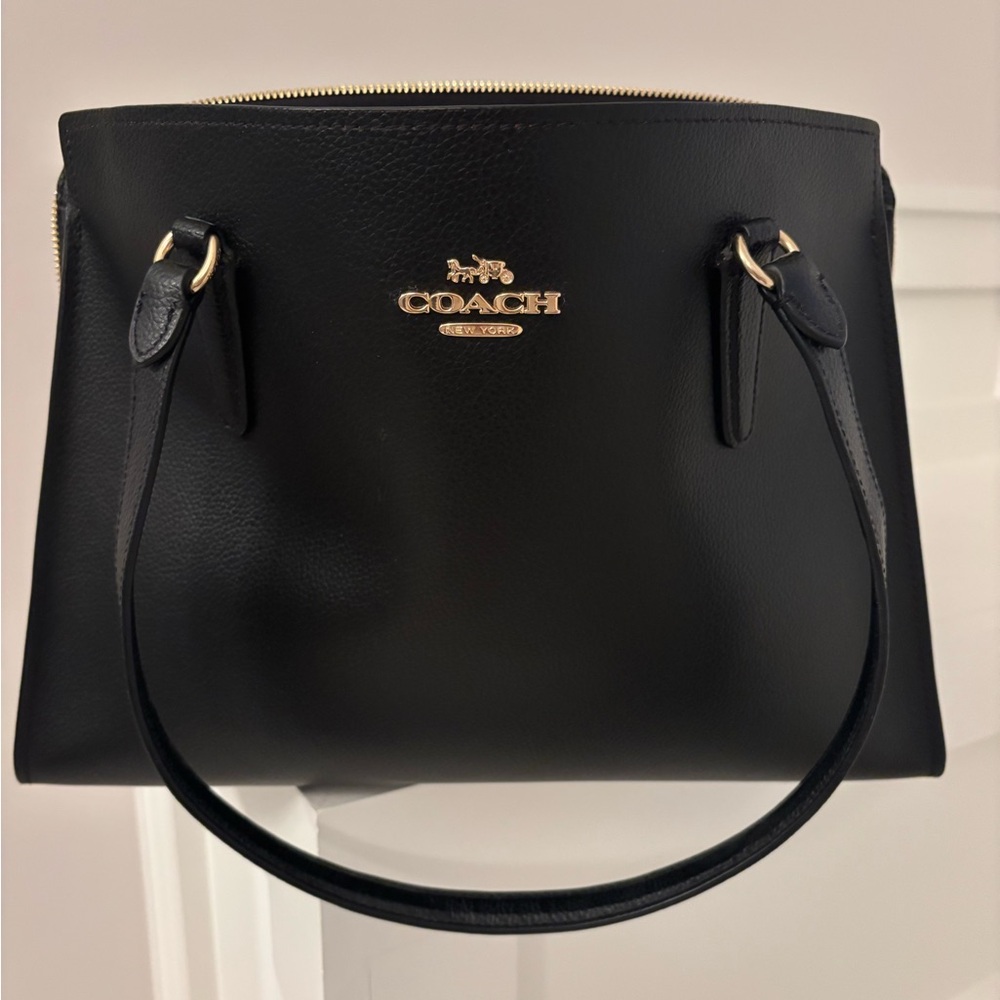 Coach Tatum Black Structured Leather Tote Carry all with Gold Accents - Picture 3 of 15